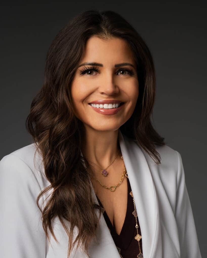 Professional headshot of Mindy Stearns from Kind Lending, Irvine